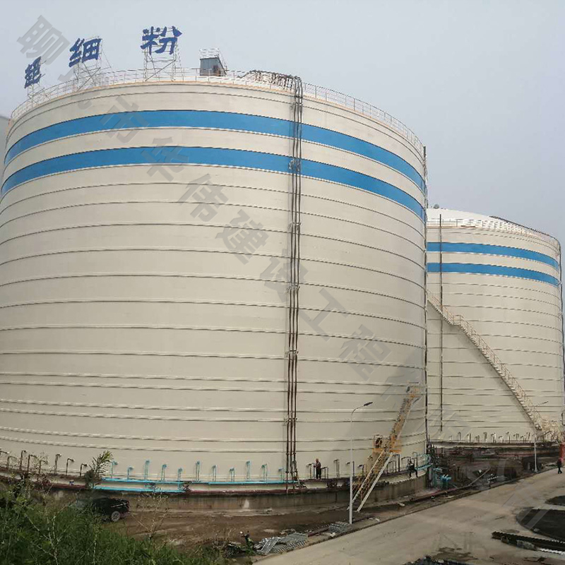 <b>鋼板倉</b>